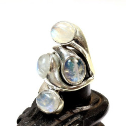 Bague allongée argent et pierre de lune