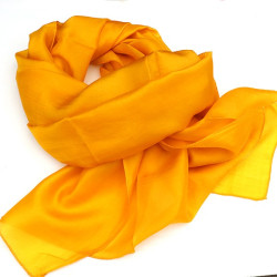foulard en soie jaune...