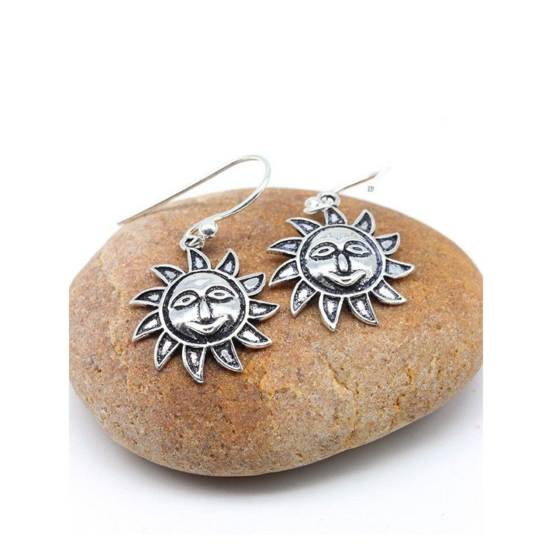Boucles d'oreilles soleil en argent travaillé - Mosaik bijoux indiens