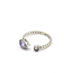 Bague en argent ouverte et...