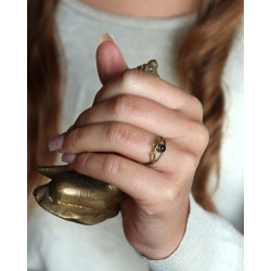 Bague fine pierre violette...
