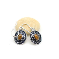 Boucle d'oreille ethnique...