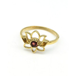 Bague fine dorée pierre...