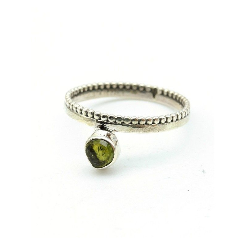 Bague fine pierre verte péridot - Mosaik bijoux indiens