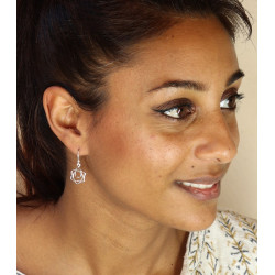 Boucle d'oreille lotus...
