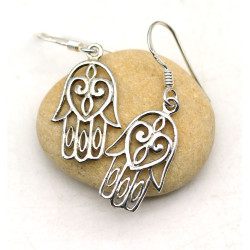 Boucle d'oreille main de...