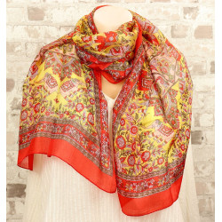Foulard rouge en soie...