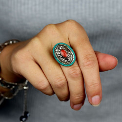 Bague tibétaine corail et...