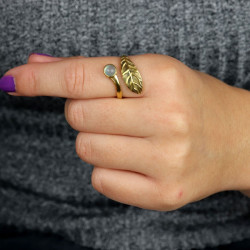 Bague dorée pierre bleue -...