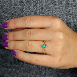 Bague fine dorée pierre...