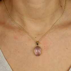 Pendentif quartz rose ovale...