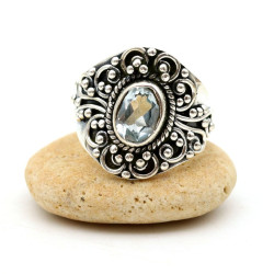 Bague topaze en argent...