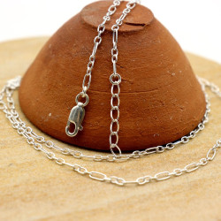 Longue chaine en argent -...