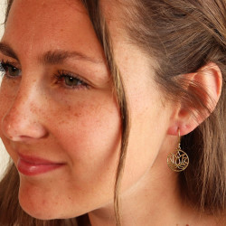 Boucle d'oreille lotus...