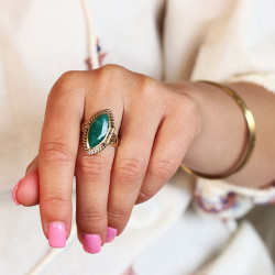 Bague émeraude dorée...