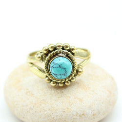 Bague fine dorée pierre...