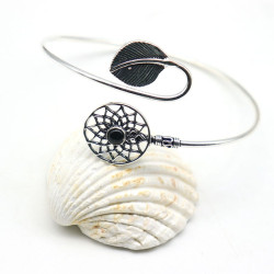 Bracelet de bras argenté...