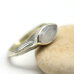 Bague argent pierre de lune taillée - Mosaik bijoux indiens
