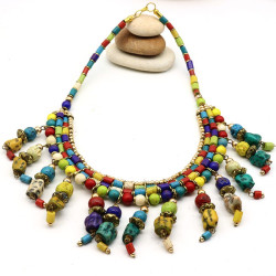 Gros collier indien coloré...