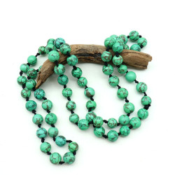collier perles resine...