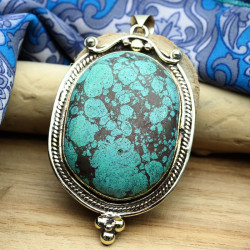 Gros pendentif turquoise...