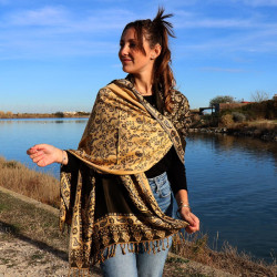etole marron motifs beiges...