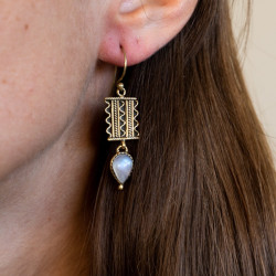 Boucle d'oreille ethnique...
