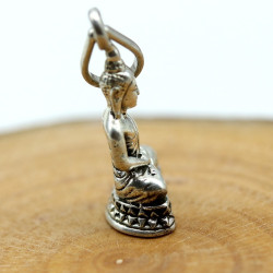 Pendentif Bouddha en argent...