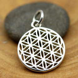 Petit pendentif Fleur de...