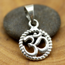 Pendentif argent aum indien...