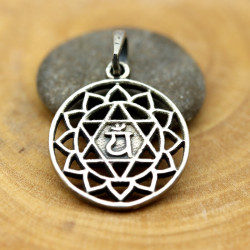 Pendentif  chakra du coeur...