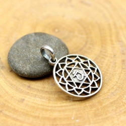 Pendentif  chakra du coeur...