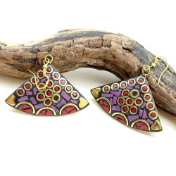 boucles d'oreille rouges et...