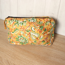 Trousse de toilette jaune à...