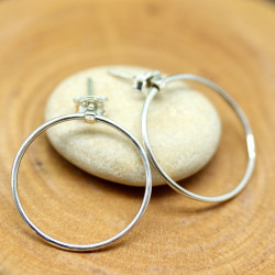 Boucle d'oreille fine en...