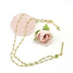 Collier fin pierres...
