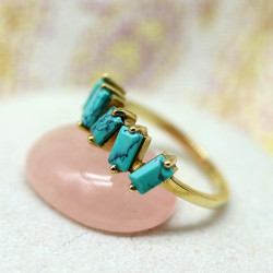 Bague dorée pierre...