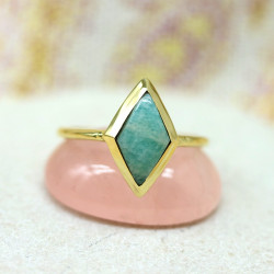 Bague dorée pierre verte -...