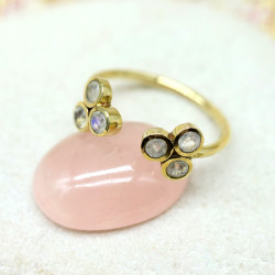 Bague dorée pierre de lune...