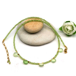 Collier pierre taillé...