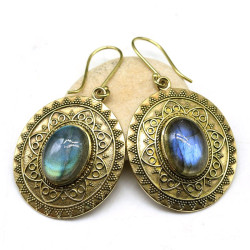 Boucle d'oreille...