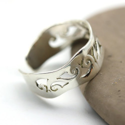 Bague d'orteil travaillée...