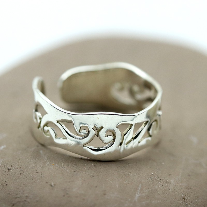 Bague d'orteil travaillée en argent -  Mosaik bijoux indiens