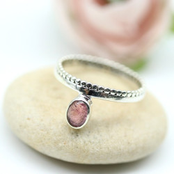 Bague pierre rose...
