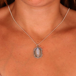 Pendentif pierre de lune...