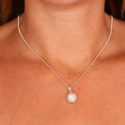 Pendentif pierre de lune...