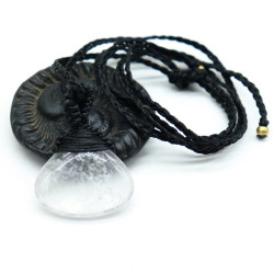 Pendentif quartz et cordon...