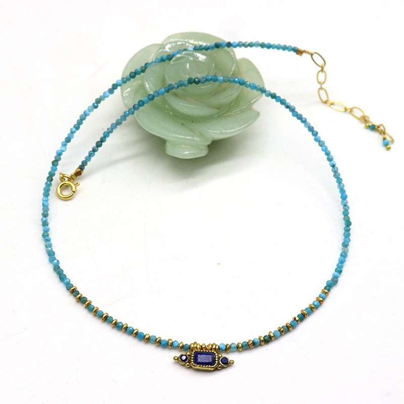 Ras de cou en apatite facettée et lapis - Mosaik bijoux indiens Ras de cou en apatite facettée et lapis - Mosaik bijoux indiens