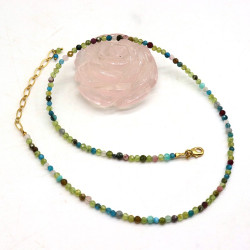 Collier ras de cou pierres...