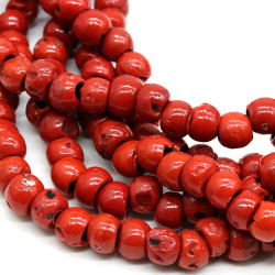 Collier perles rouges...